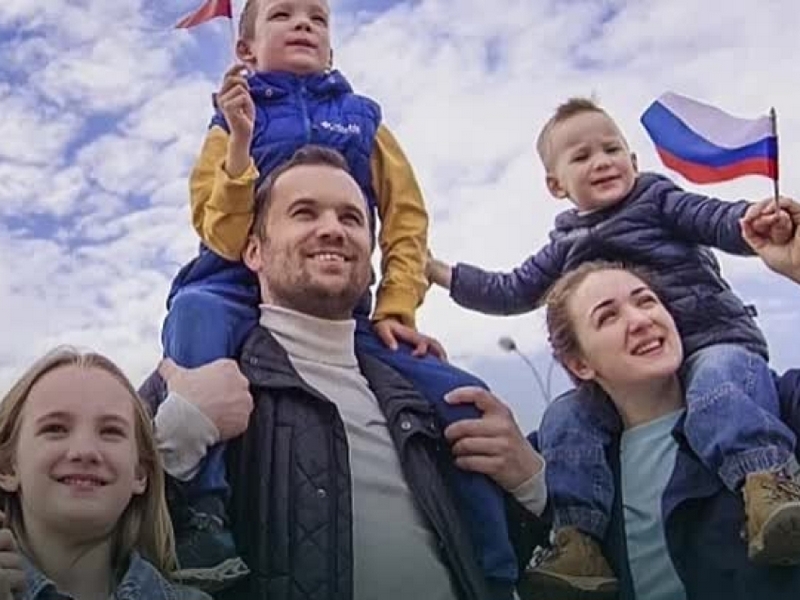 Программа материнского капитала продолжается до 2030 года в рамках нацпроекта «Семья»..